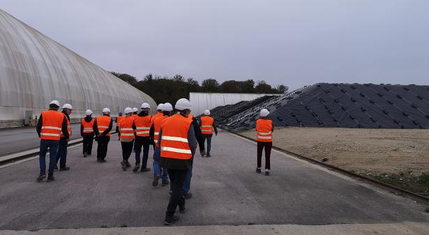 Visite du site du Centre industriel de regroupement, d'entreposage et de stockage (Cires)